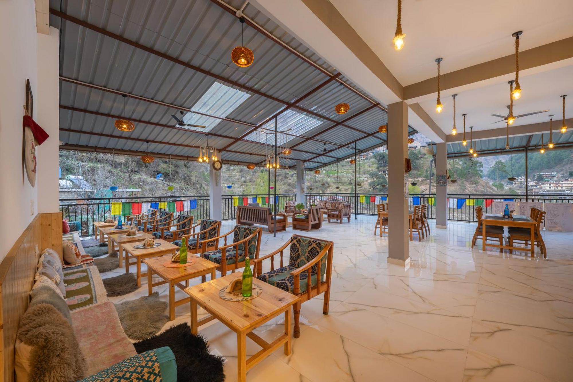 Sharda Resort-Tirthan Valley Banjār Extérieur photo